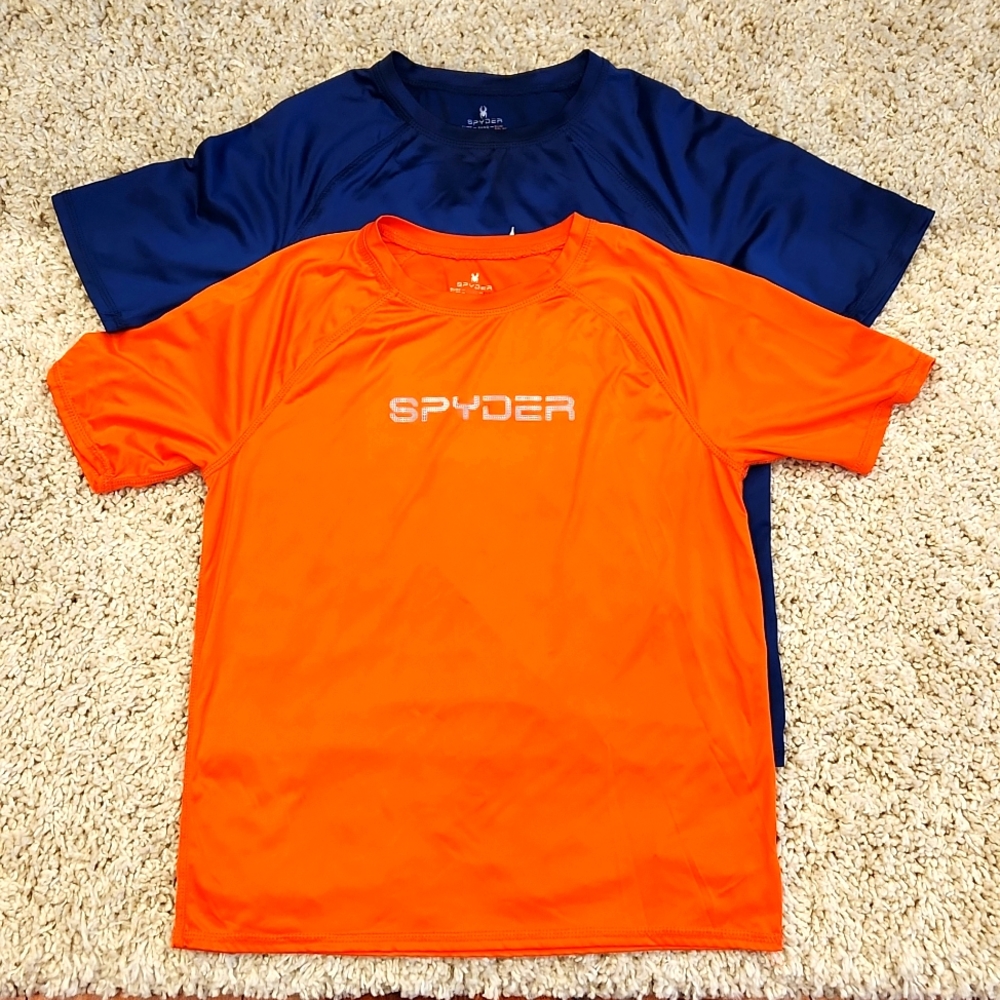 2 Spyder Boys Rashguards Size XL